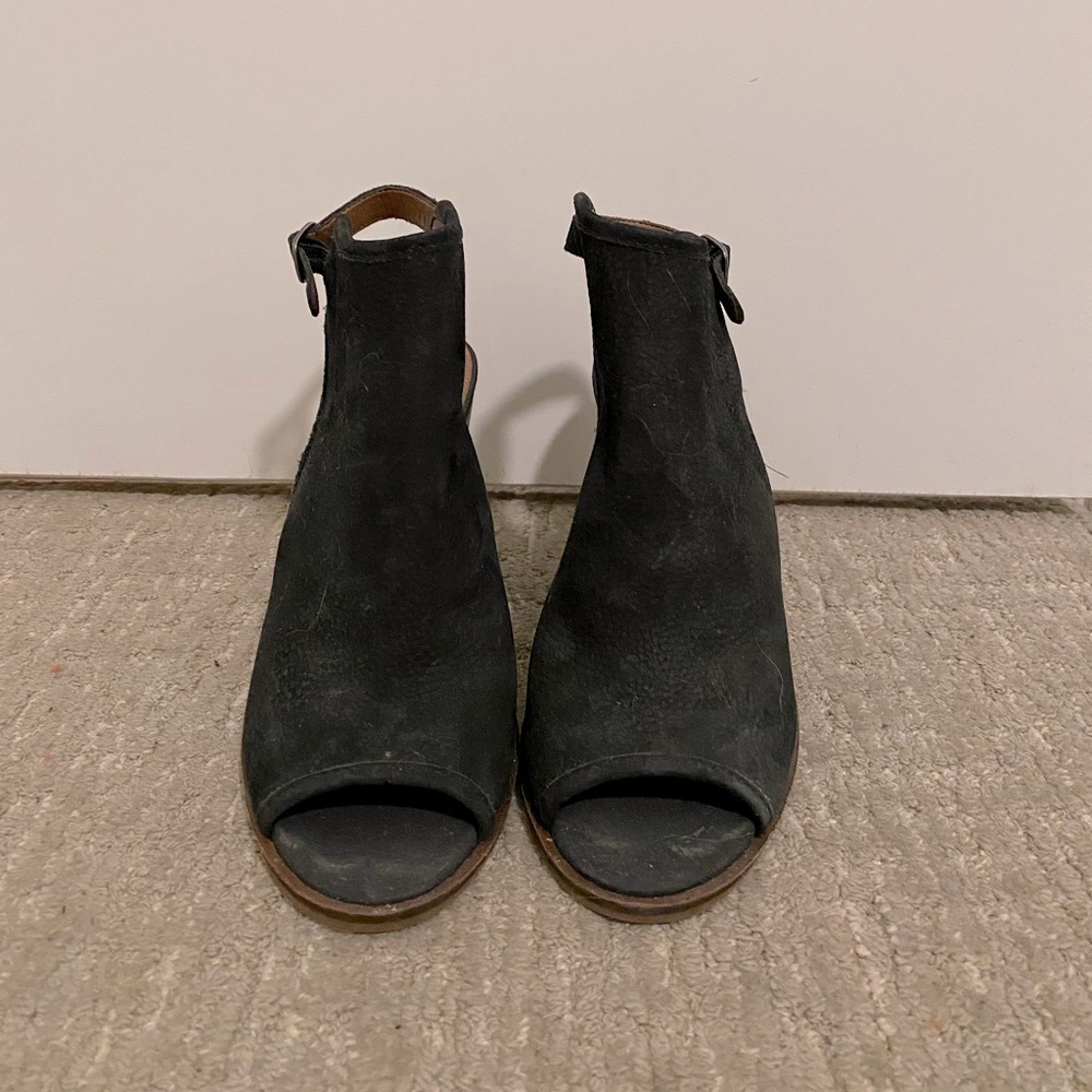 Heeled open toe booties - Picture 2 of 3